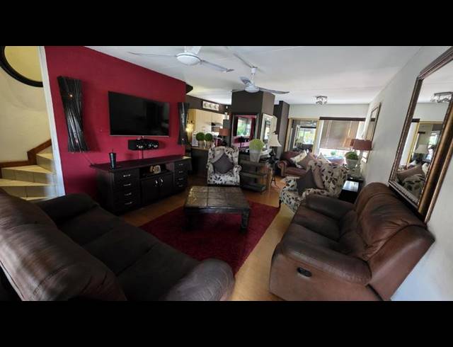 2 BEDROOM TOWNHOUSE FOR SALE IN ANNLIN